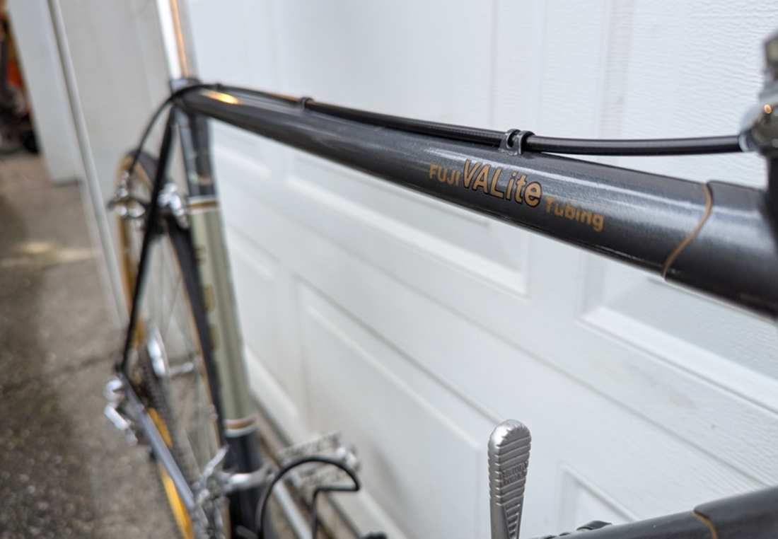 Fuji bike top tube