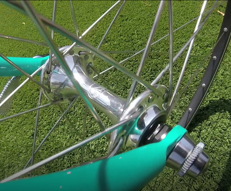 Lotus bicycle Campagnolo hubs