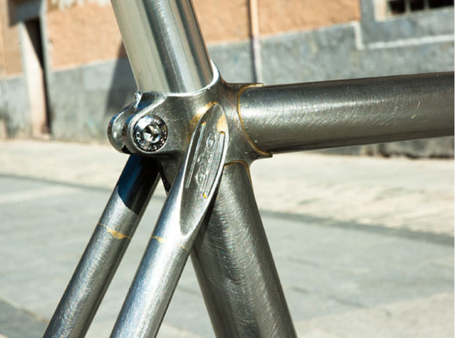 Meccanico frame construction